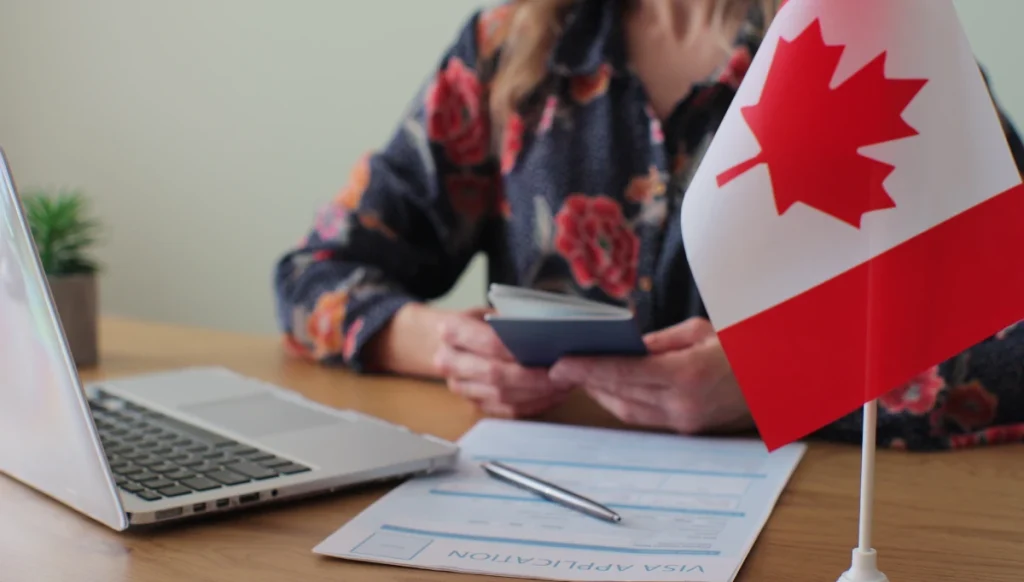 What are the steps involved in applying for a Canadian student visa from Pakistan